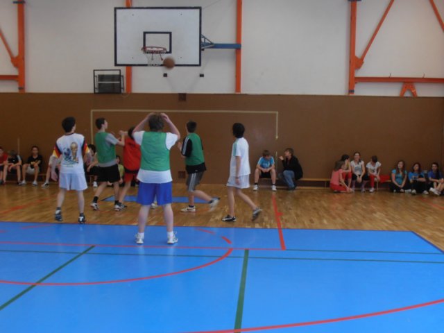 streetbal2011201211.jpg