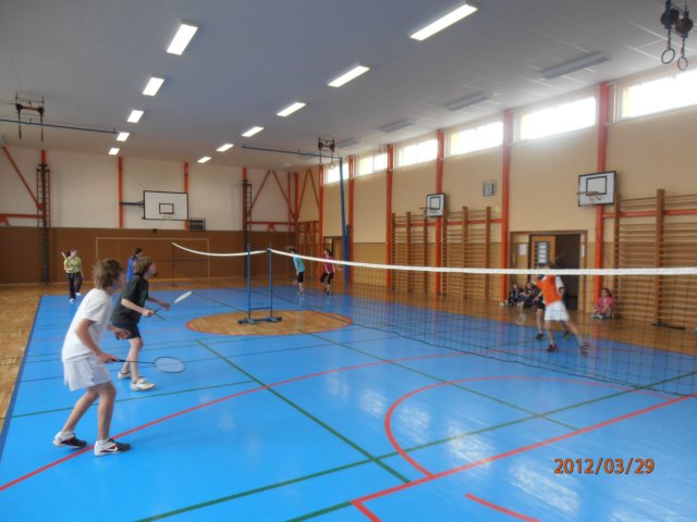 badminton201200.jpg