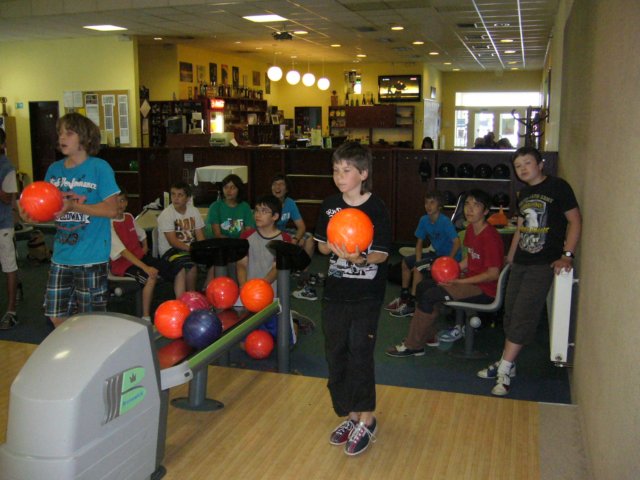 bowling201201.jpg