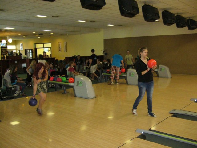 bowling201223.jpg